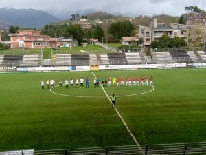 squadre al centro del campo Sora vs Colleferro